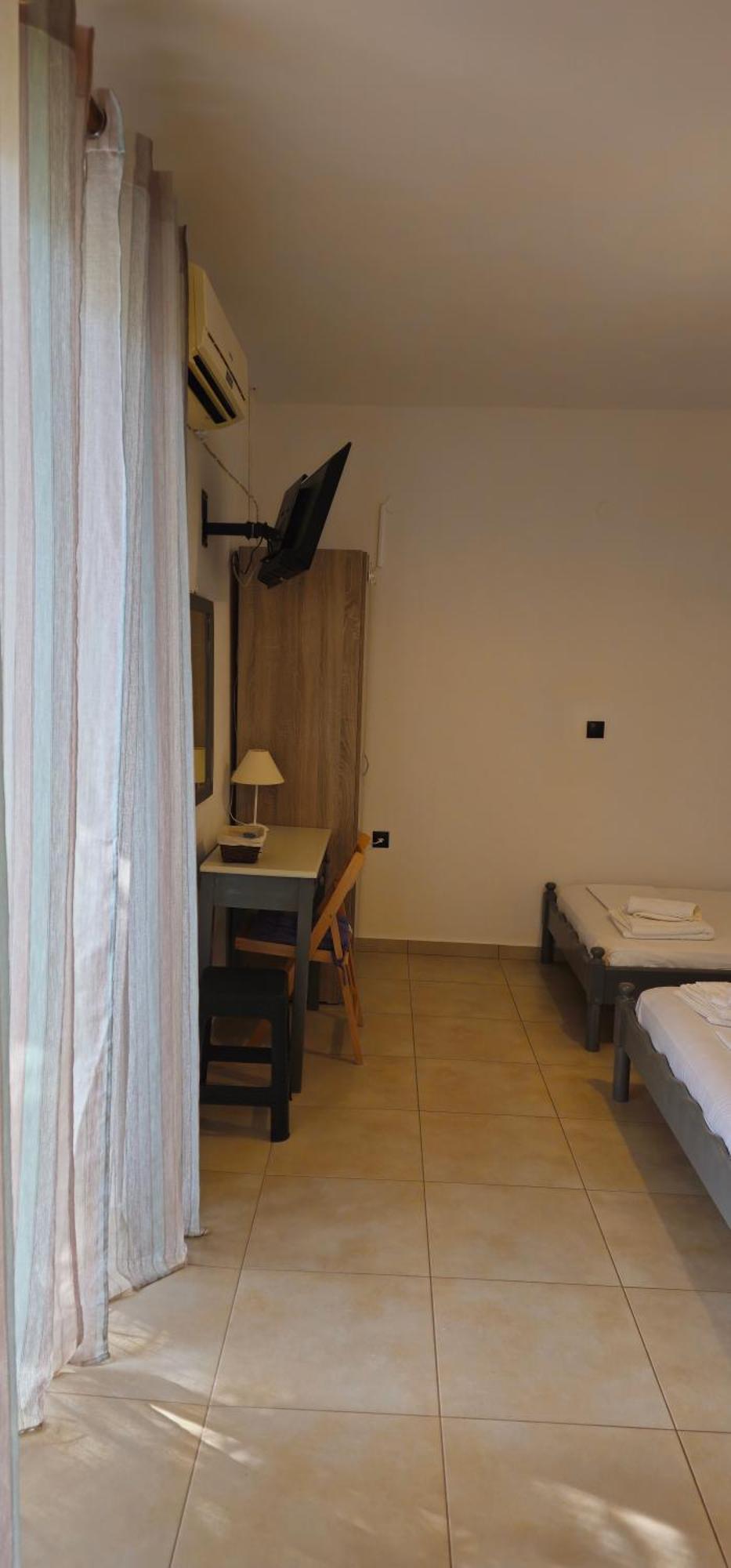 Argiropouloi Hotel Parálion Ástros Buitenkant foto